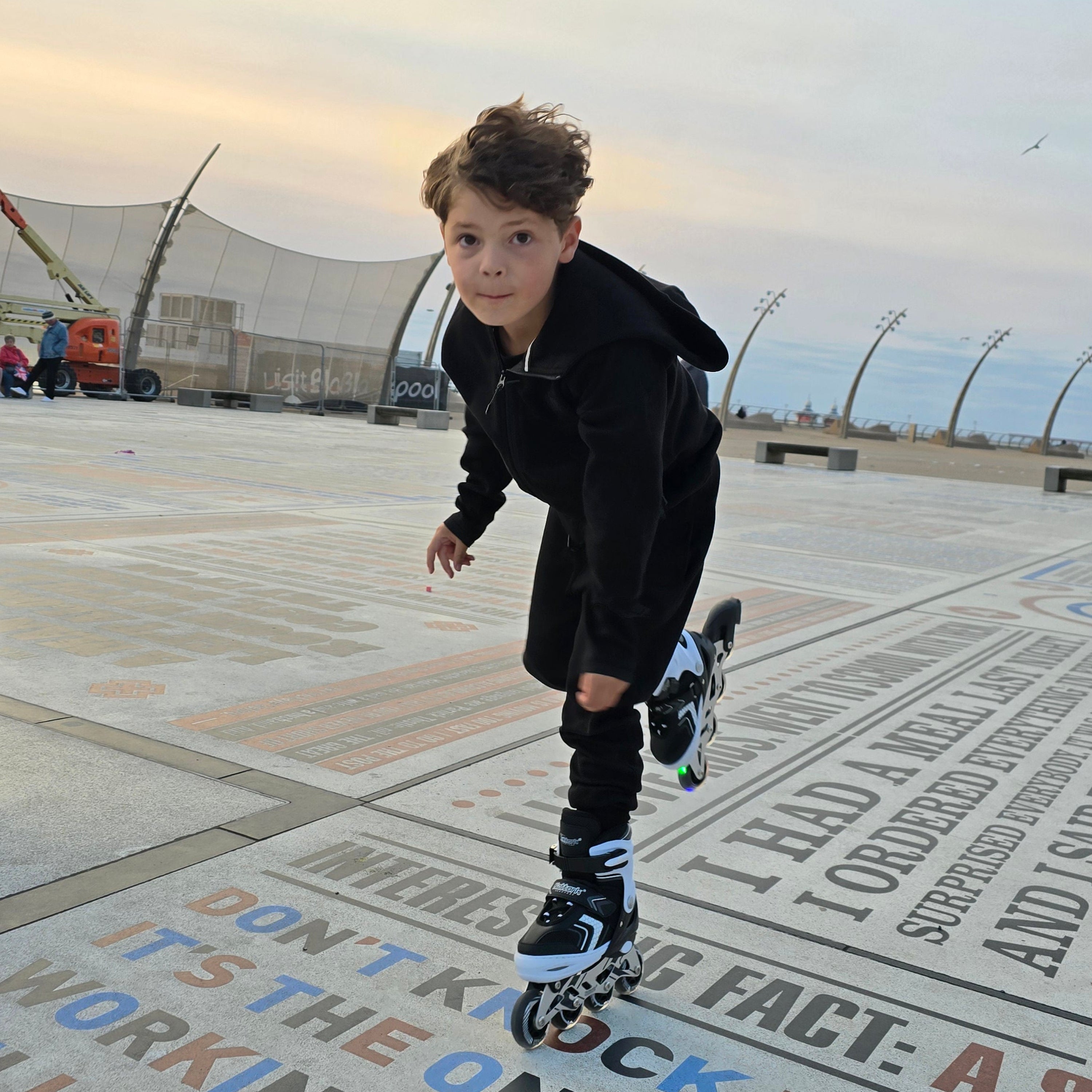 Nattork Adjustable Inline Skates for Kids Black – NattorkSkates
